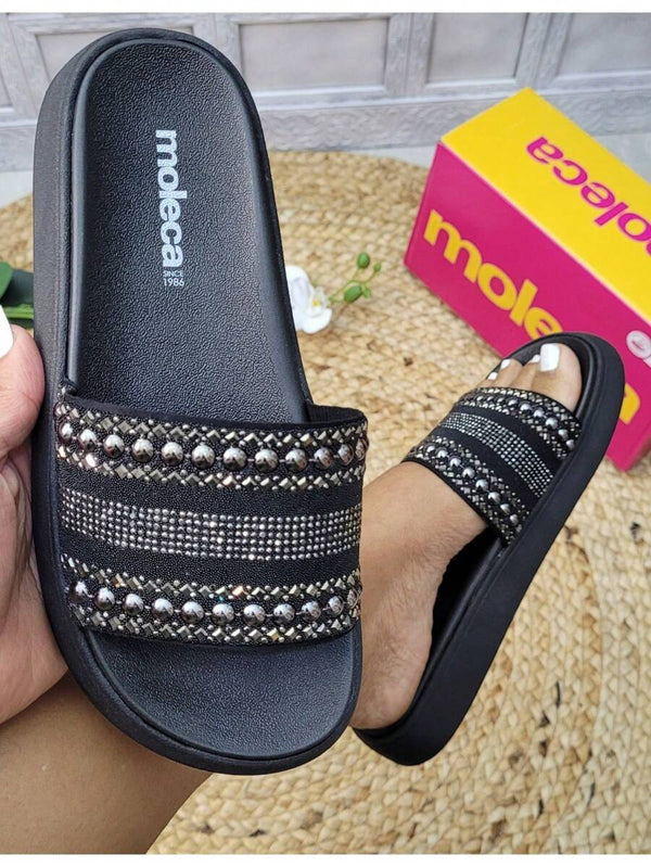 Moleca Sandália Papete Flat Leve e Confortável Moda Feminina Metalizados Prata