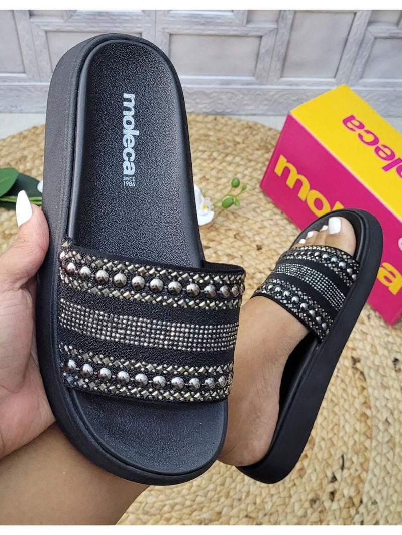 Moleca Sandália Papete Flat Leve e Confortável Moda Feminina Metalizados Prata