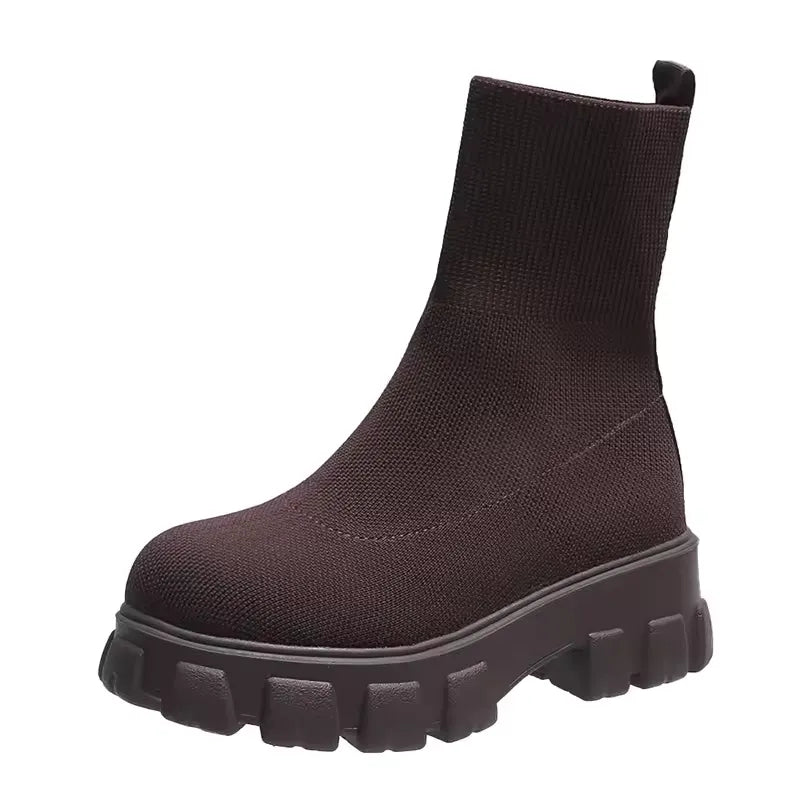 Bota Estilo Tratorada Feminina – Alta, Moderna e Flexível