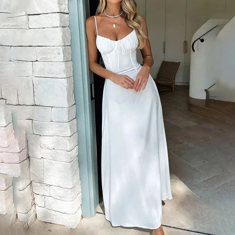 Vestido Longo de Alças Finas e Decote Ajustável – Pura Elegância