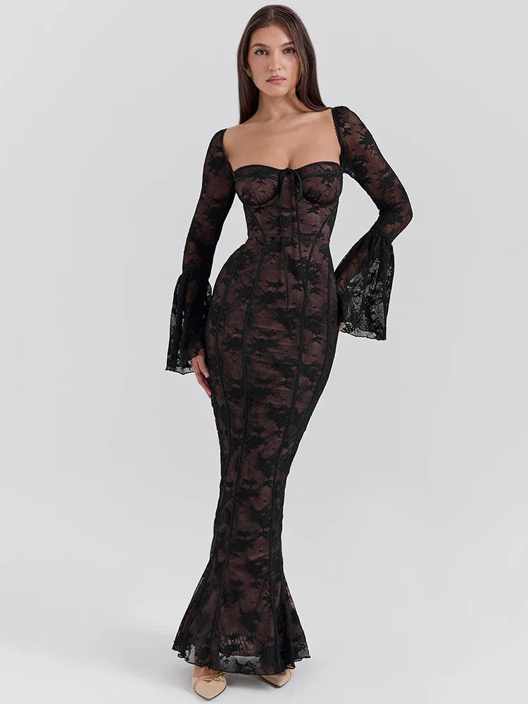 Vestido Longo de Renda com Manga Flare e Ajuste Colado - Festa Luxo