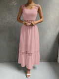 Vestido Longo Feminino com Detalhes em Renda Florais