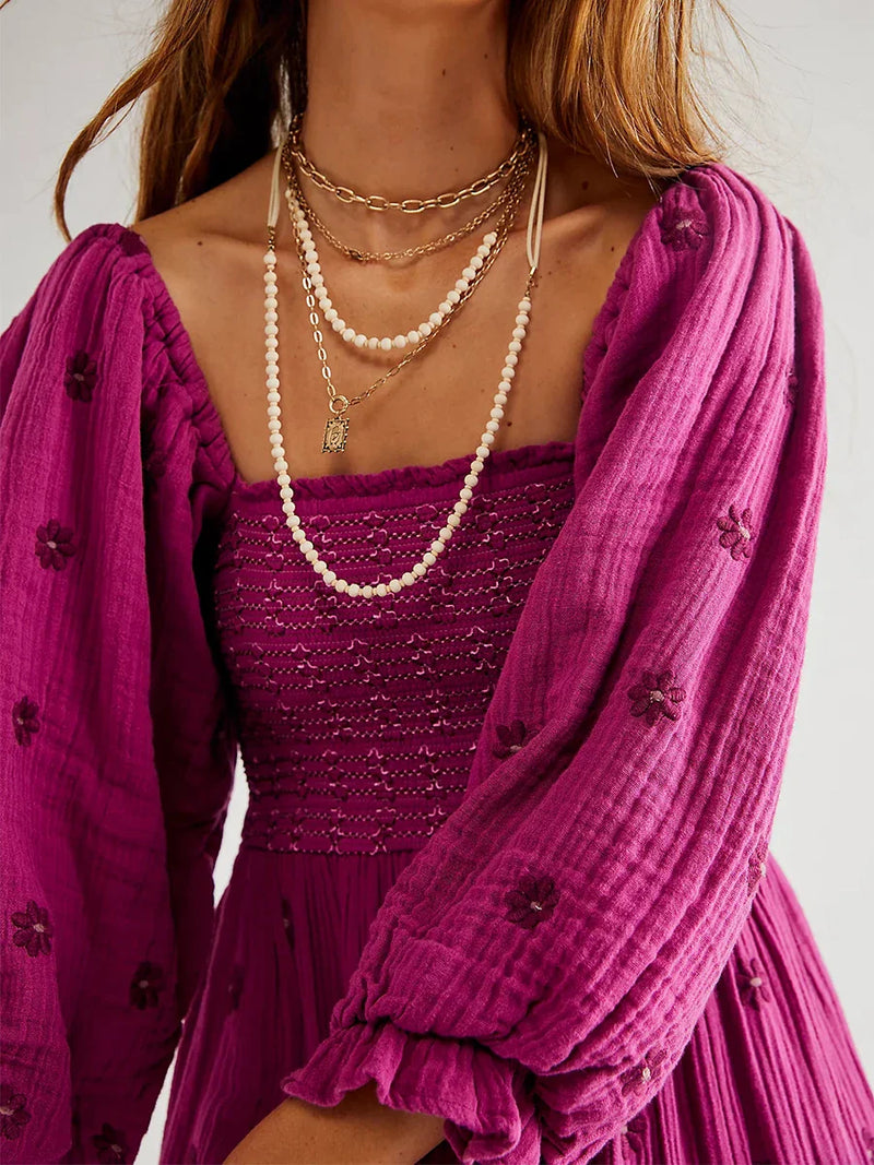 Vestido Longo Boho Bordado com Mangas Bufantes – Elegância e Conforto para Todas as Ocasiões